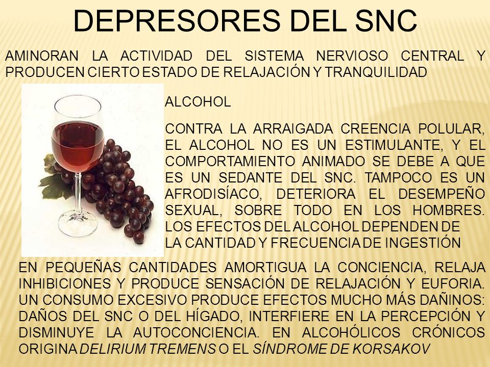 La madre que da de comer bebe cerveza